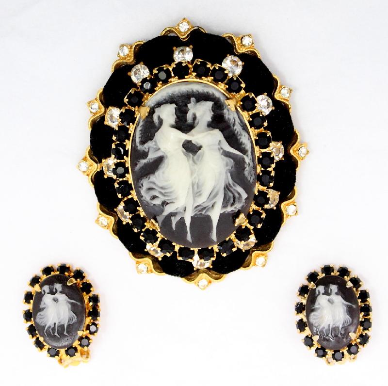 Front view of Black (jet) Oval Molded/Cut Brooch