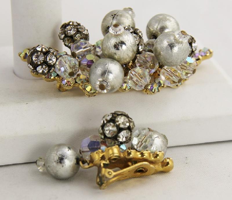 Front view of Clear Chatons Only Earrings Clip