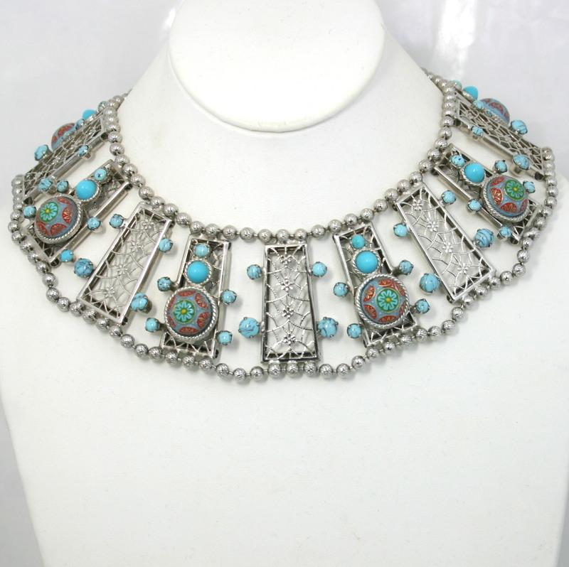 Front view of Turquoise Cabochons Molded/Cut Necklace