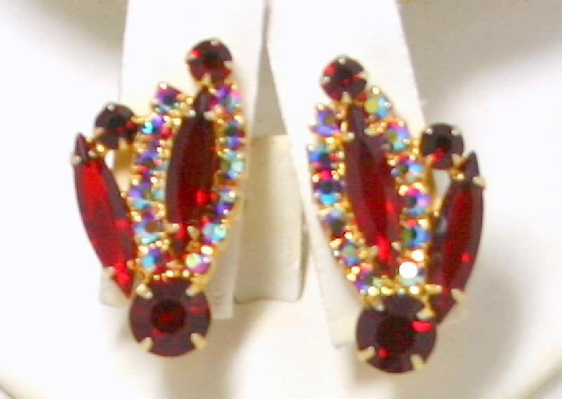 Front view of Red Navettes Earrings Clip