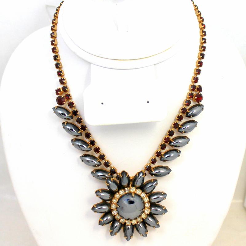 Front view of Hematite Cabochons Necklace