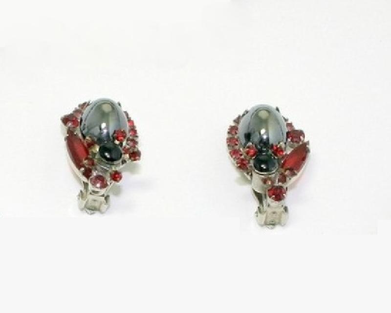 Front view of Hematite Cabochons Earrings Clip