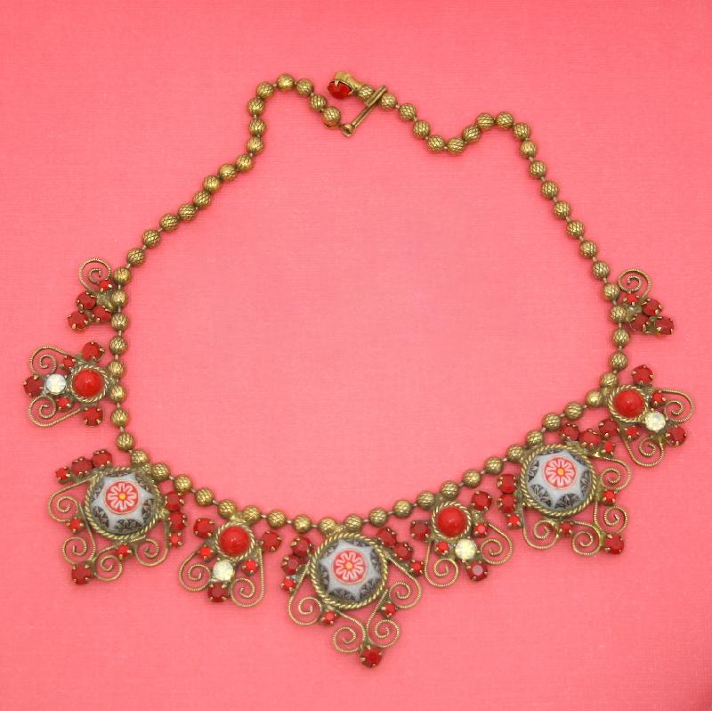 Front view of Red Cabochons Molded/Cut Necklace
