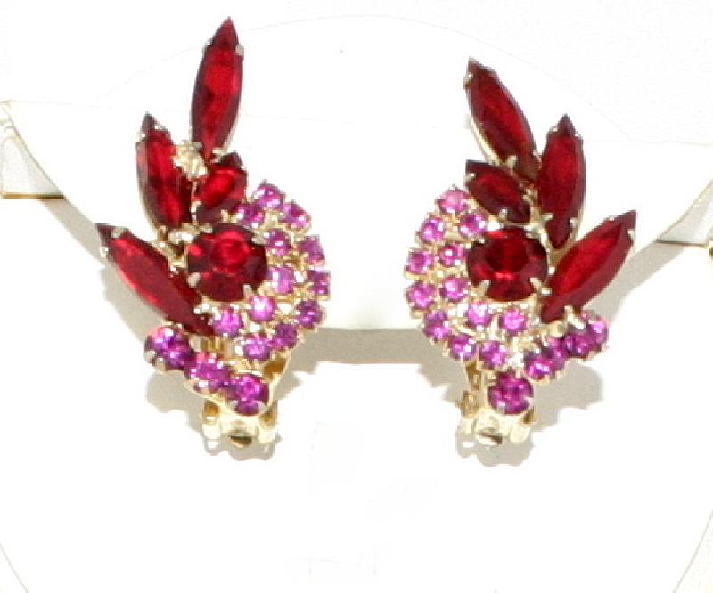 Front view of Red Navettes Earrings Clip