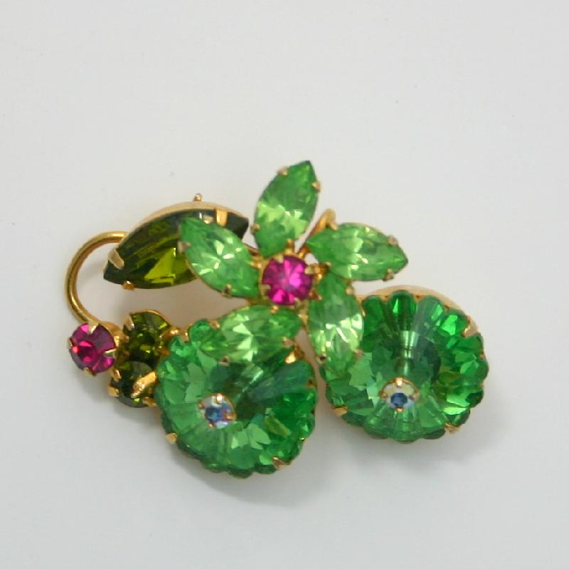 Front view of Green Navettes Rivoli/Margarita Brooch