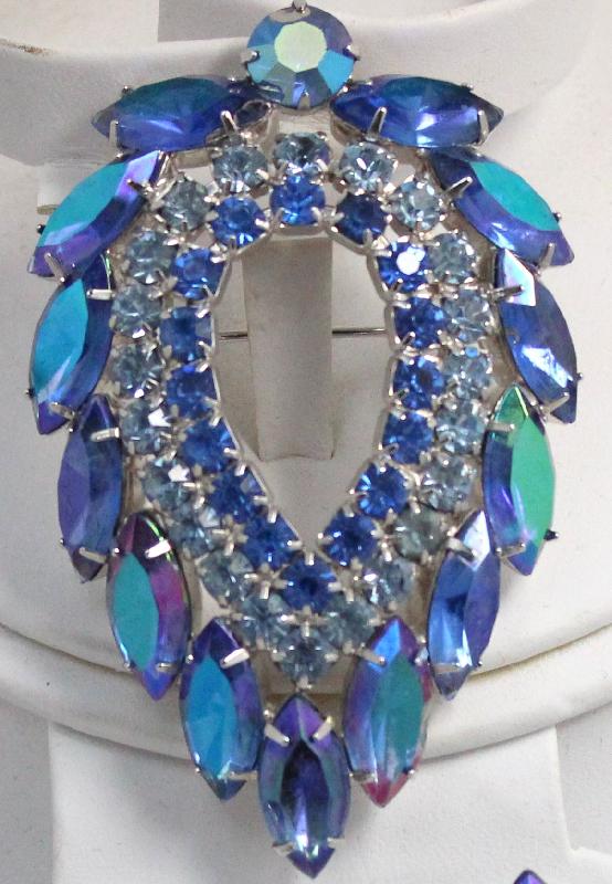 Front view of Blue Navettes Brooch