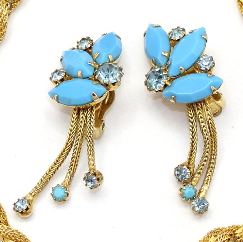 Front view of Blue Navettes Earrings Clip