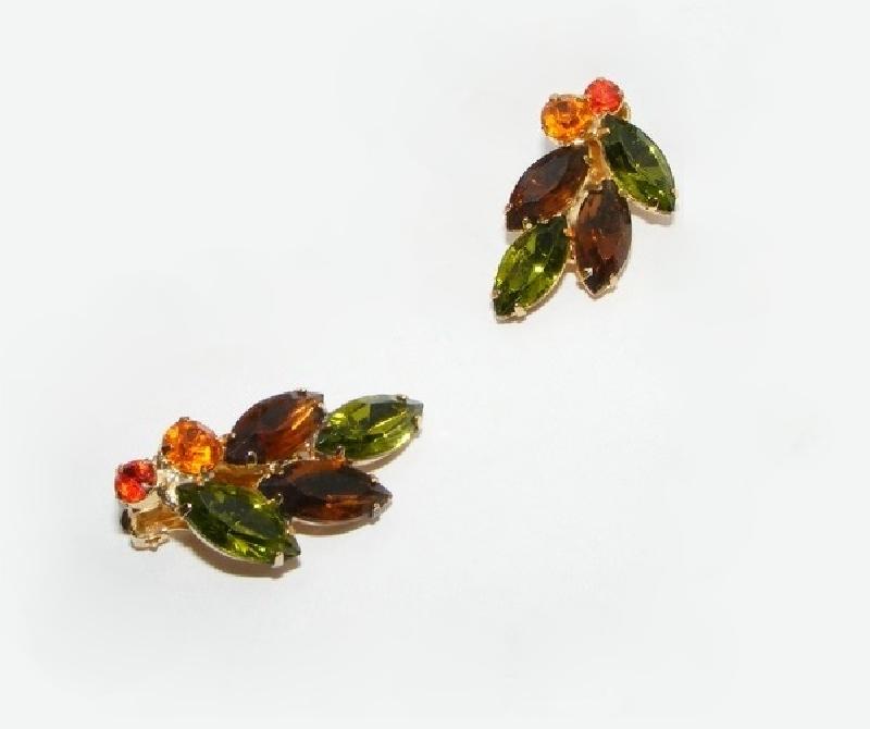 Front view of Fall Navettes Earrings Clip