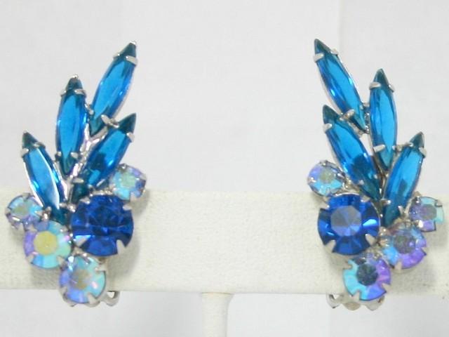 Front view of Blue Navettes Earrings Clip