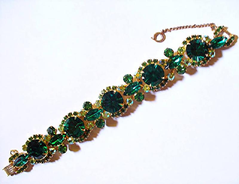 Front view of Green Navettes Bracelet 5 Link