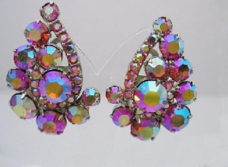 Front view of Red Chatons Only Earrings Clip