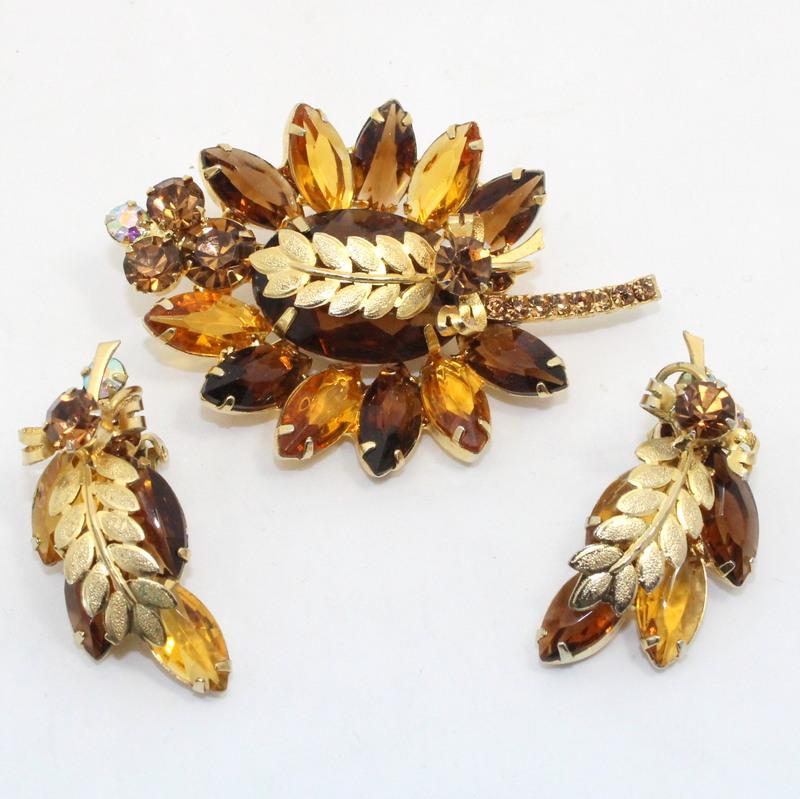 Front view of Topaz Navettes Brooch