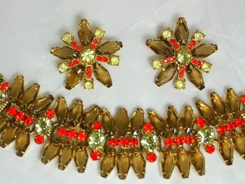 Front view of Topaz Hexagon Earrings Clip