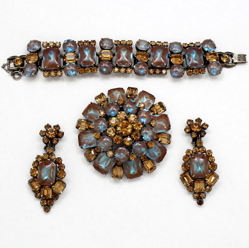Front view of Topaz Emerald Cut Multi-Color/Shaded Bracelet 5 Link