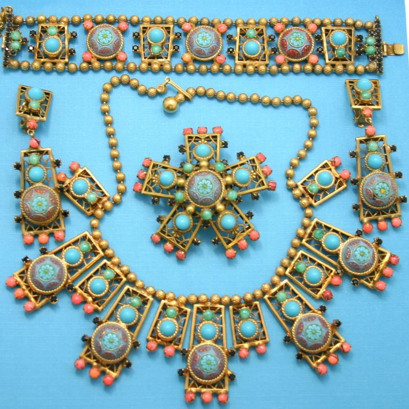 Front view of Turquoise Cabochons Molded/Cut Earrings Clip