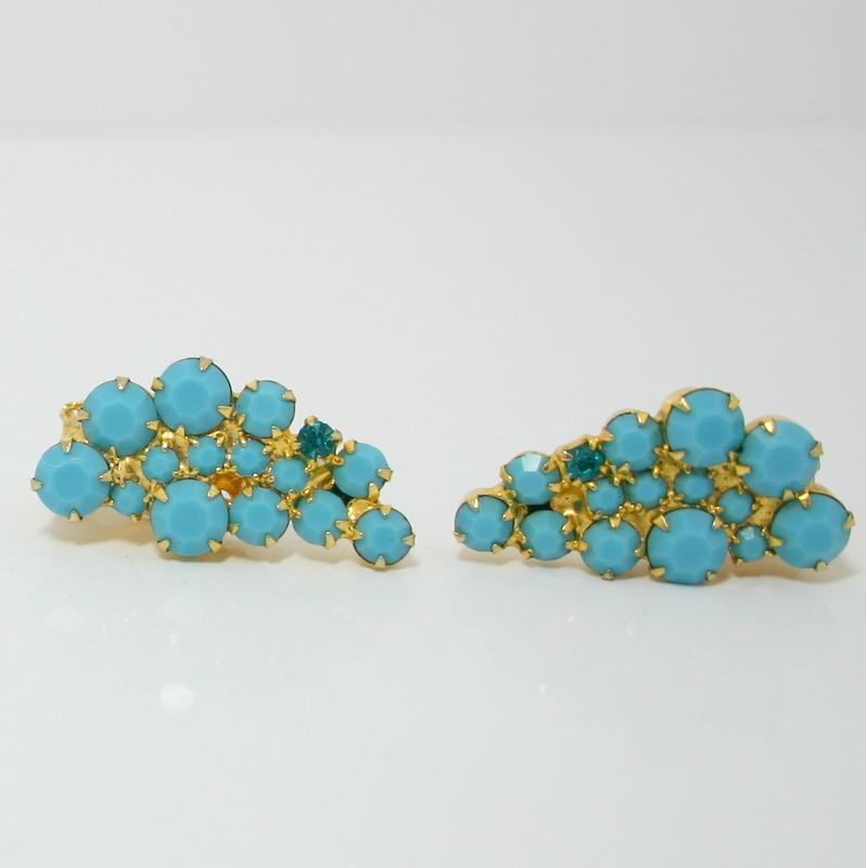 Front view of Turquoise Chatons Only Earrings Clip