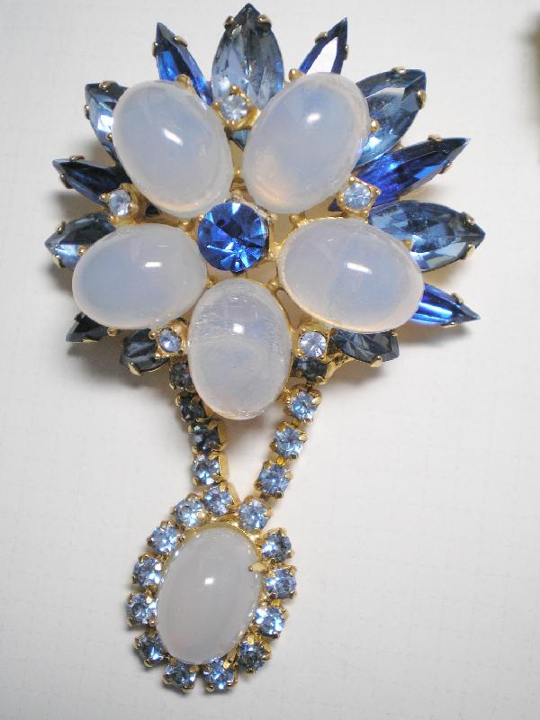 Front view of Blue Cabochons Plastic Brooch