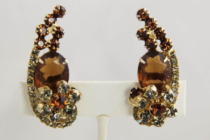 Front view of Topaz Oval Earrings Clip