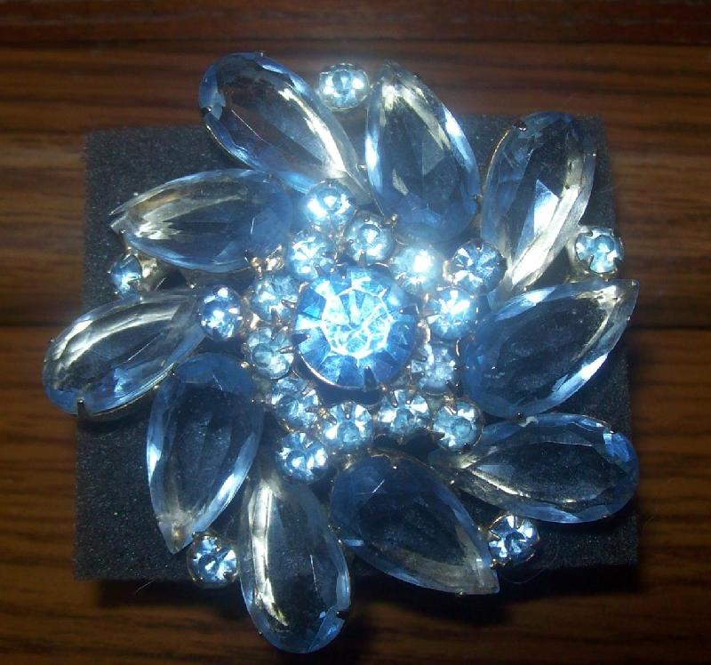 Front view of Blue Pear Brooch