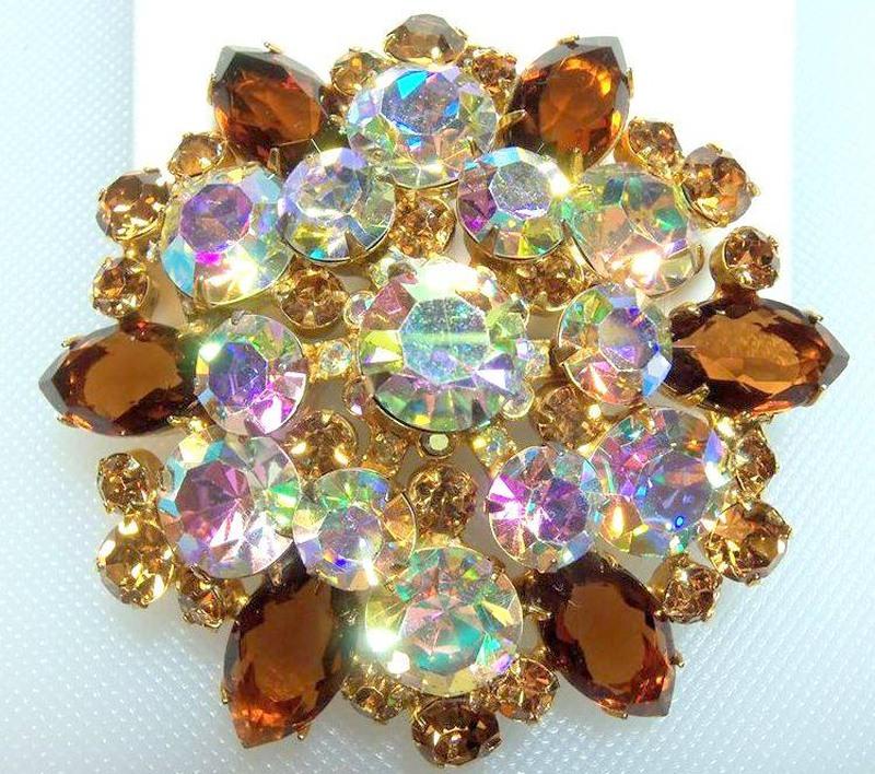 Front view of Topaz Navettes Brooch
