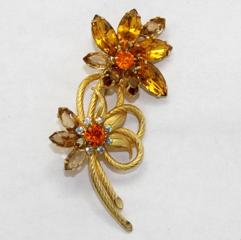 Front view of Topaz Navettes Brooch