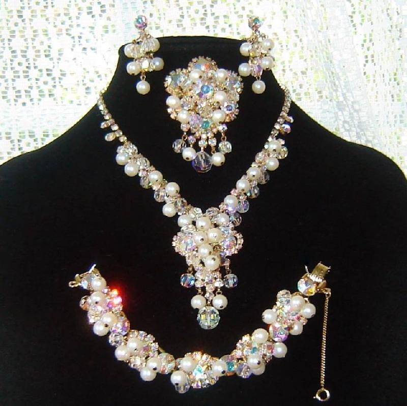 Front view of AB Chatons Only Pearl Earrings Clip