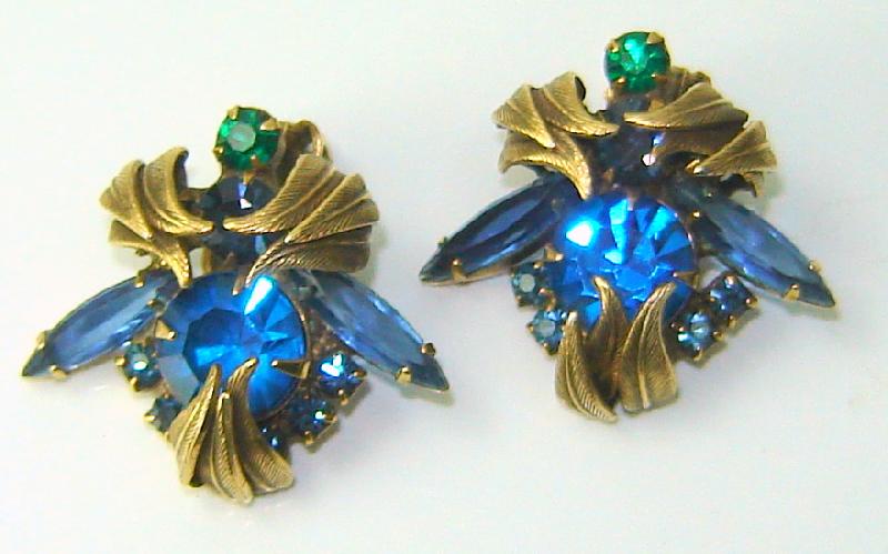 Front view of Blue Navettes Earrings Clip