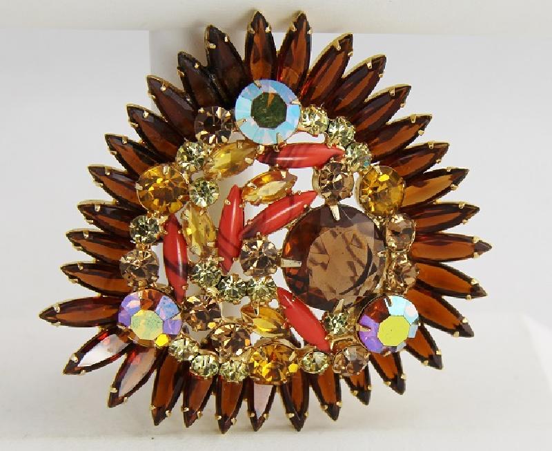 Front view of Topaz Navettes Brooch