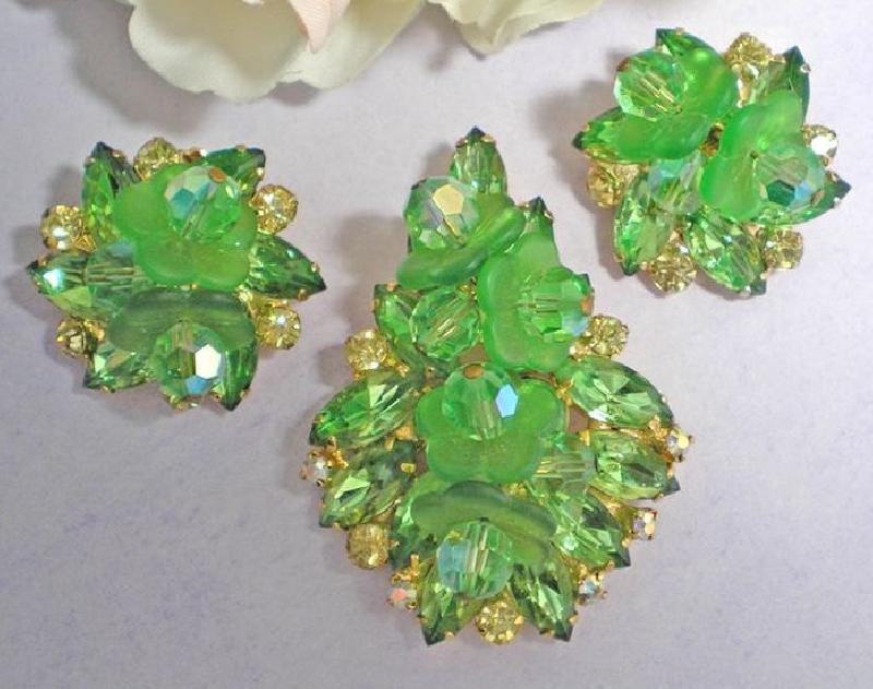 Front view of Green Navettes Molded/Cut Pin Pendant