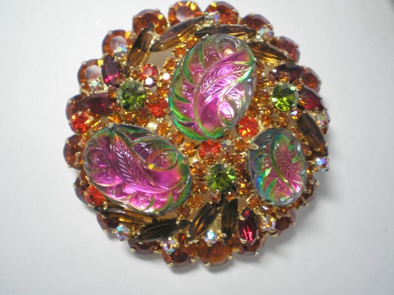 Front view of Fall Oval Molded/Cut Brooch