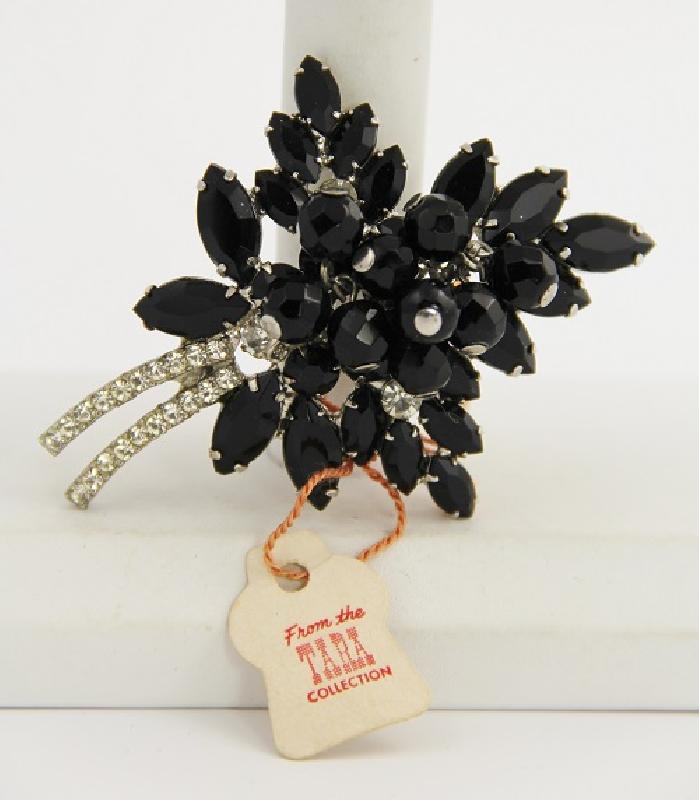 Front view of Black (jet) Navettes Brooch