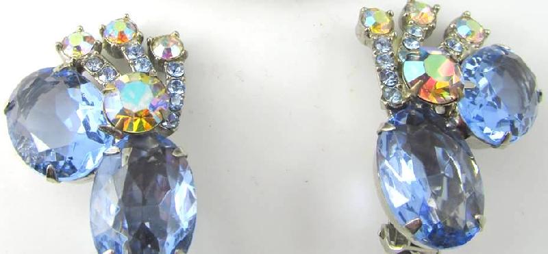 Front view of Blue Oval Earrings Clip