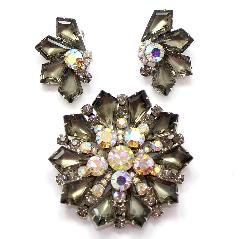 Gray (black Diamond) Kite Earrings Clip