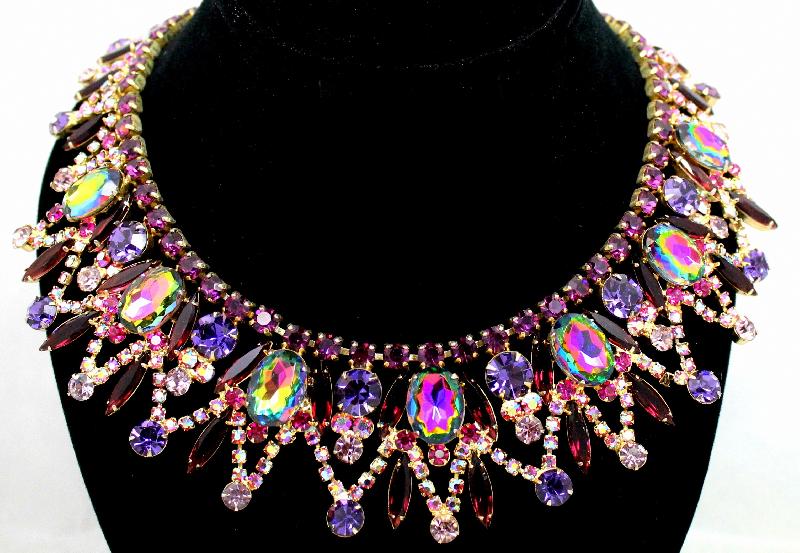 Front view of Purple (cardinal) Oval Multi-Color/Shaded Necklace