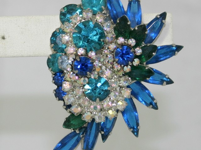 Front view of Blue Navettes Brooch