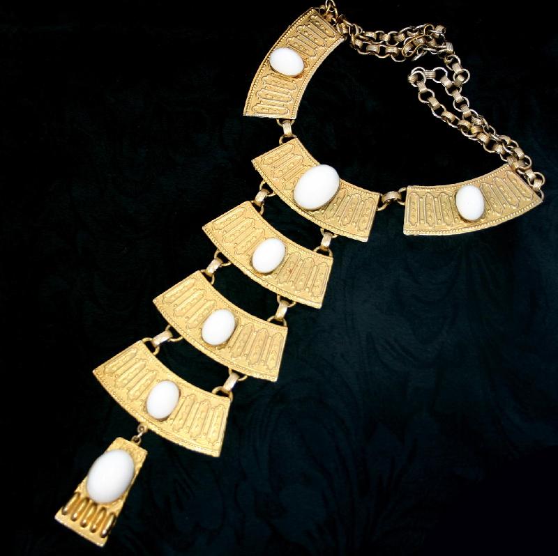 Front view of White (chalk Or Milk) Cabochons Plastic Necklace