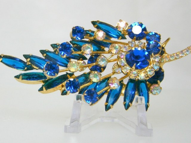 Front view of Blue Navettes Brooch