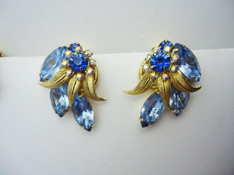 Front view of Blue Navettes Earrings Clip