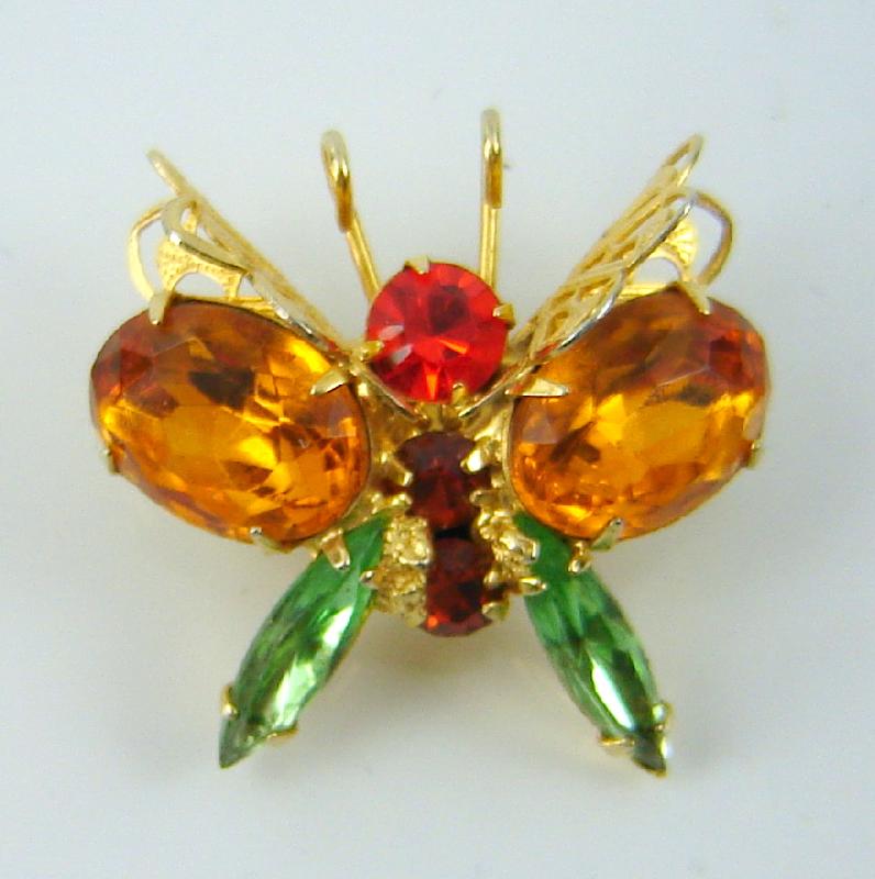 Front view of Fall Oval Brooch