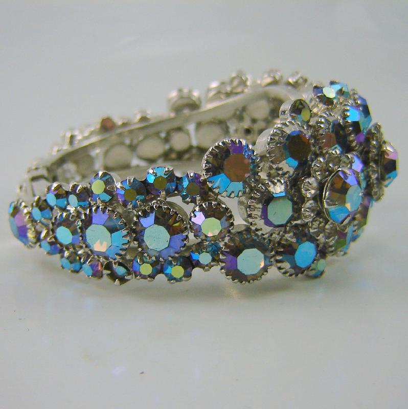 Front view of AB Chatons Only Bracelet Clamper