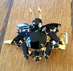 Black (jet) Navettes Other