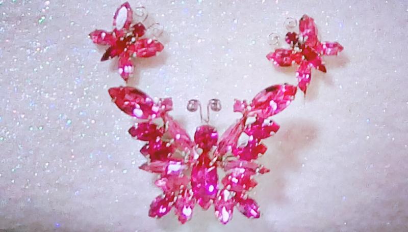 Front view of Pink Navettes Brooch