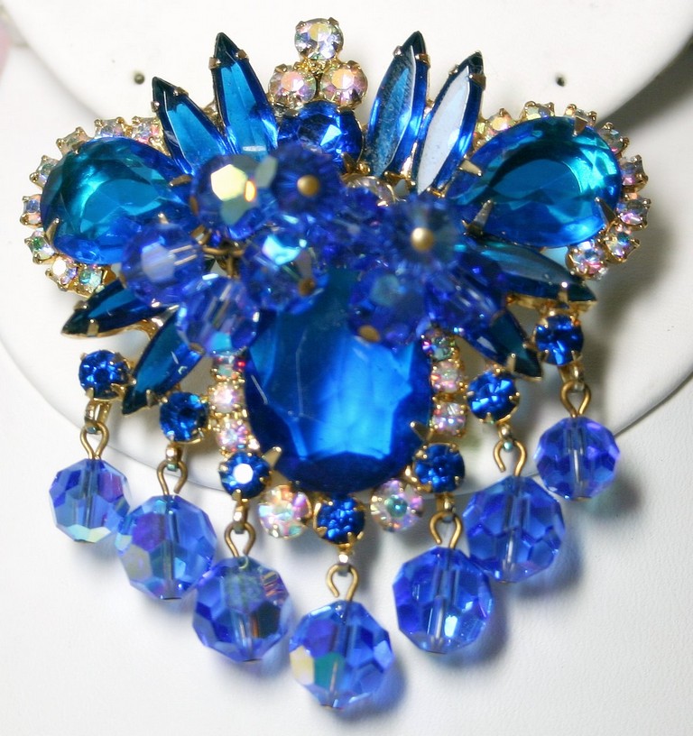 Front view of Blue Pear Pin Pendant
