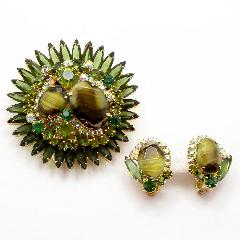 Green Oval Striped Brooch