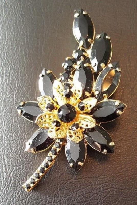 Front view of Black (jet) Navettes Brooch