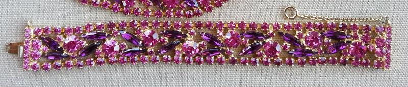 Front view of Pink Navettes Bracelet Flat Push In