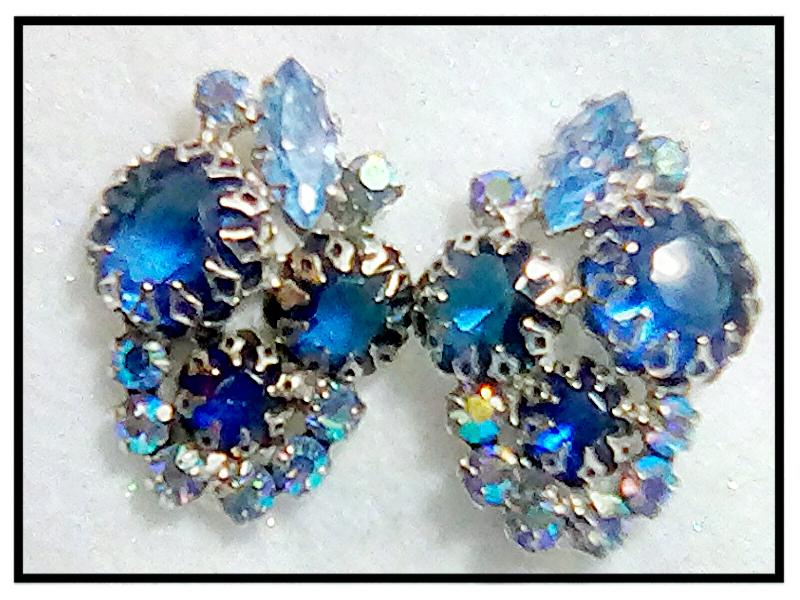 Front view of Blue Navettes Earrings Clip