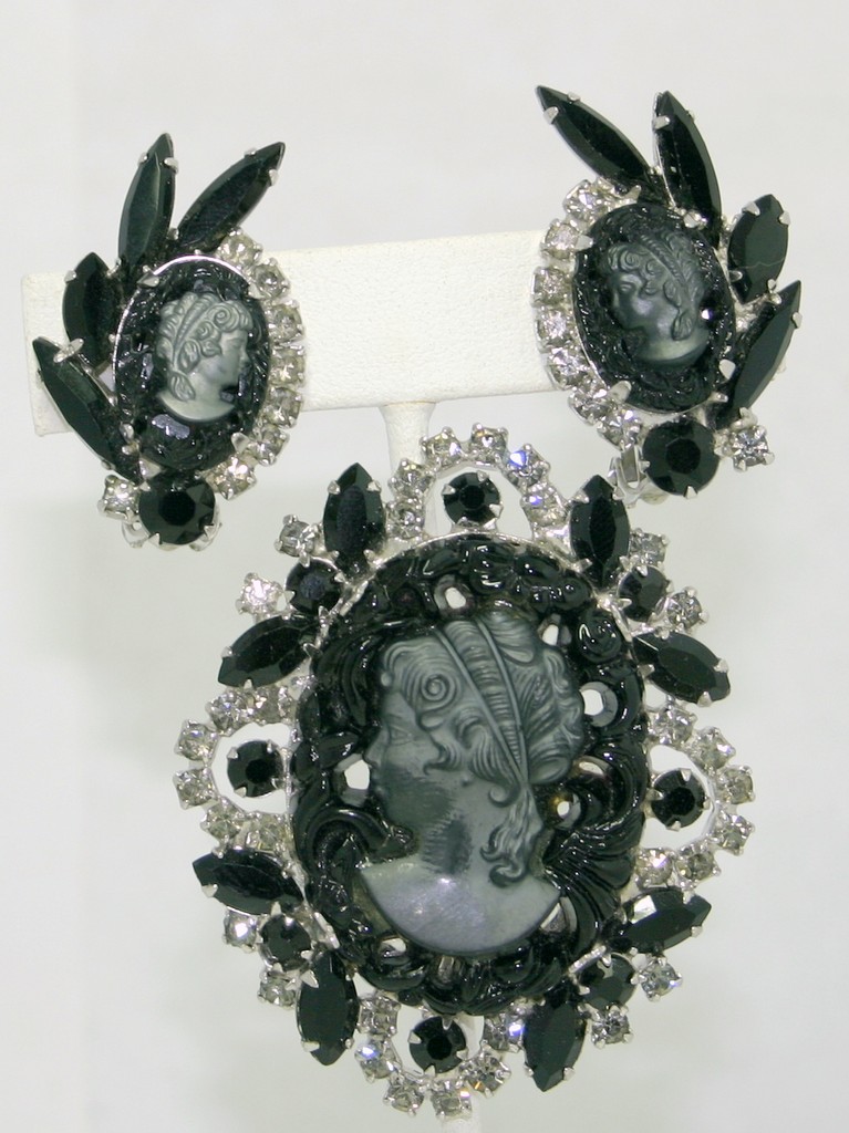 Front view of Black (jet) Navettes Molded/Cut Brooch