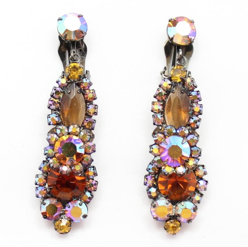 Front view of Topaz Navettes Earrings Clip