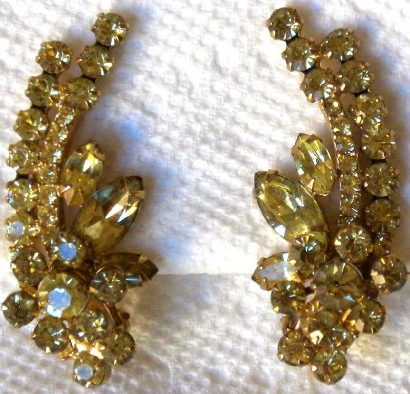 Front view of Yellow Navettes Earrings Clip